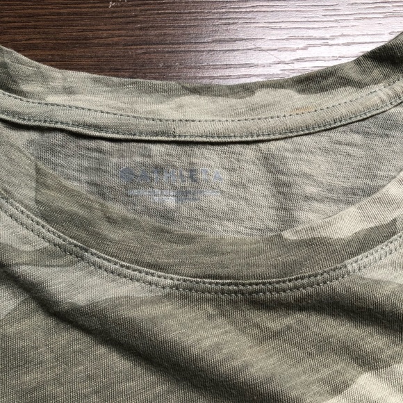 NWOT ATHLETA Organic Daily Camo Crew - Picture 5 of 5